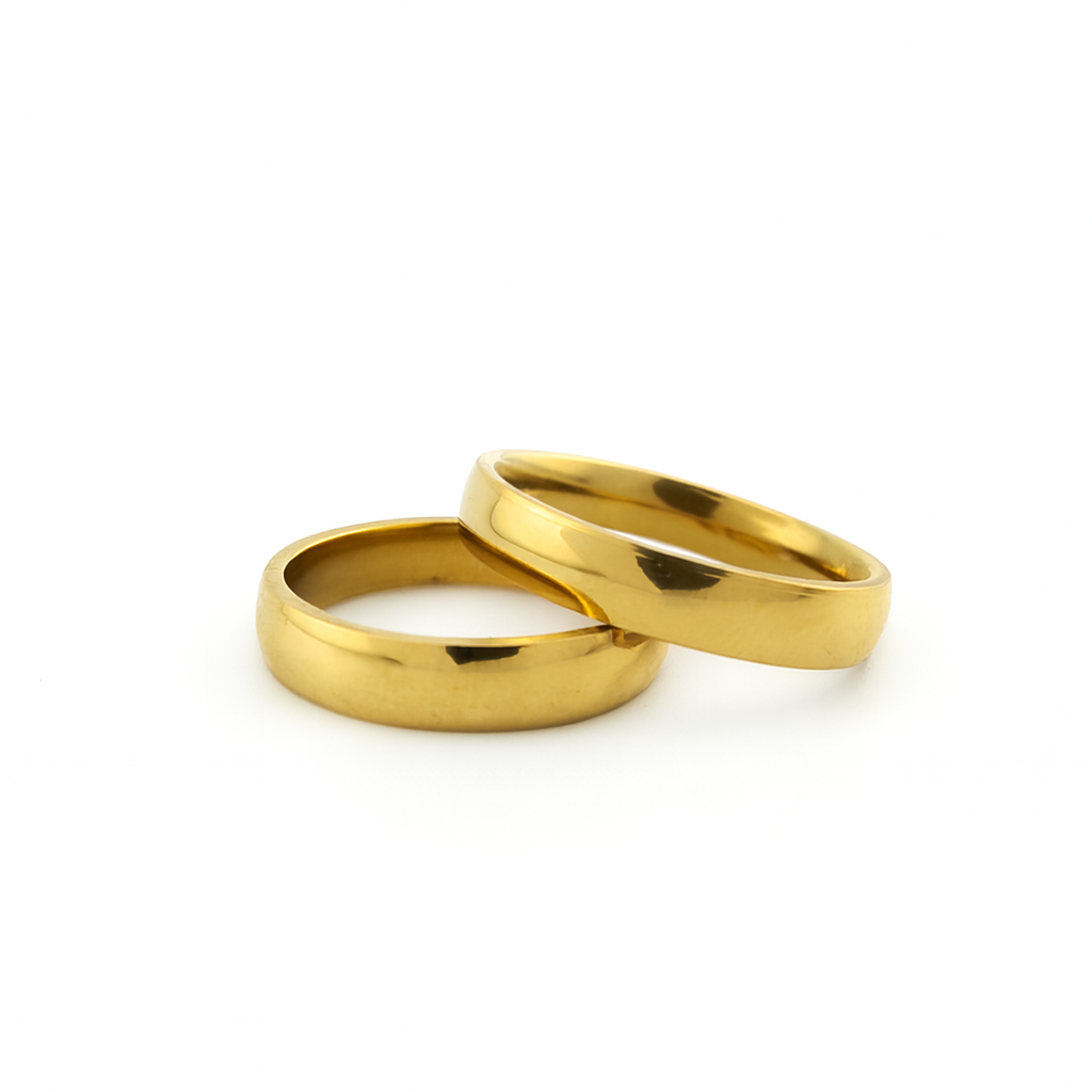 Anillo Elegancia Dorada con Acabado Brillante